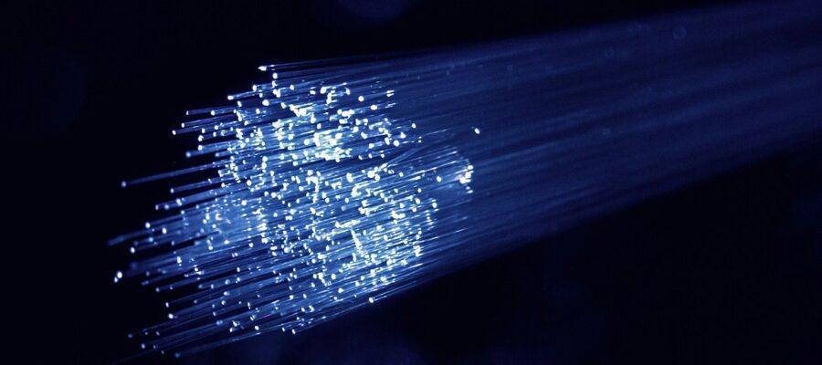 Reti ultra-veloci in Italia: a che punto siamo con lo sviluppo?